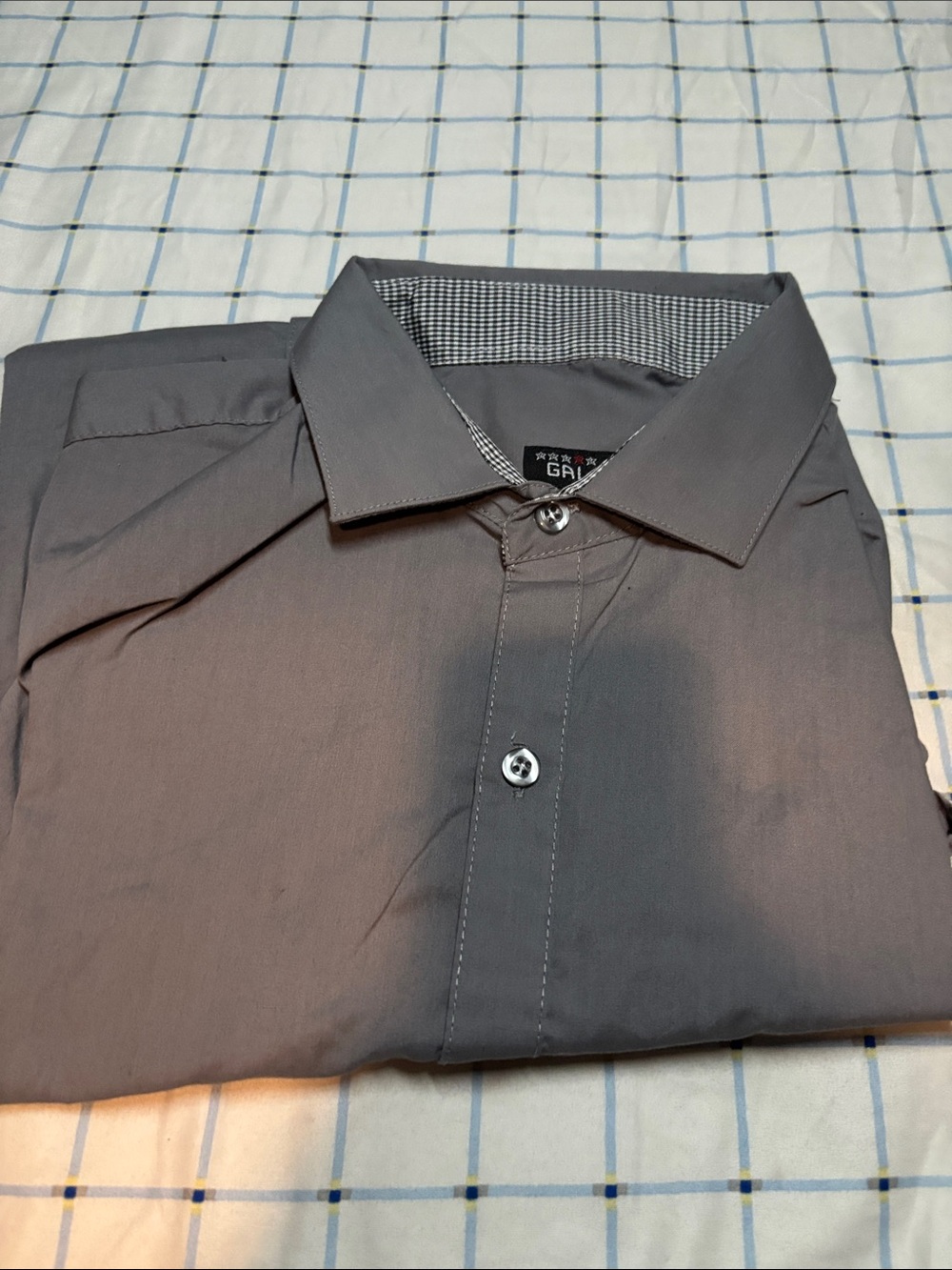 Galaxy By Harvic Men's Charcoal Gray Dress Shirt with Checked Inner Collar